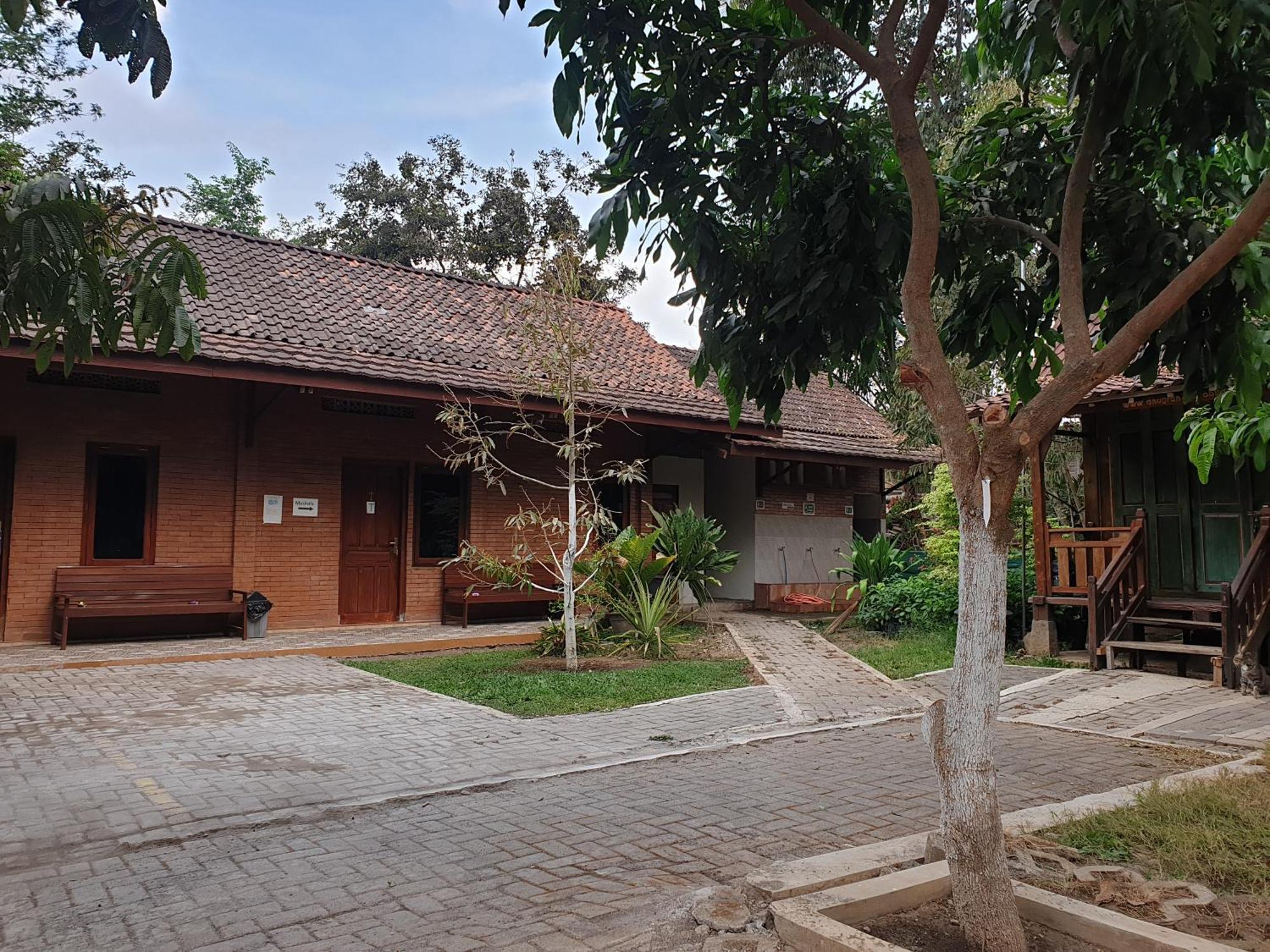 Anugrah Borobudur Magelang Zewnętrze zdjęcie