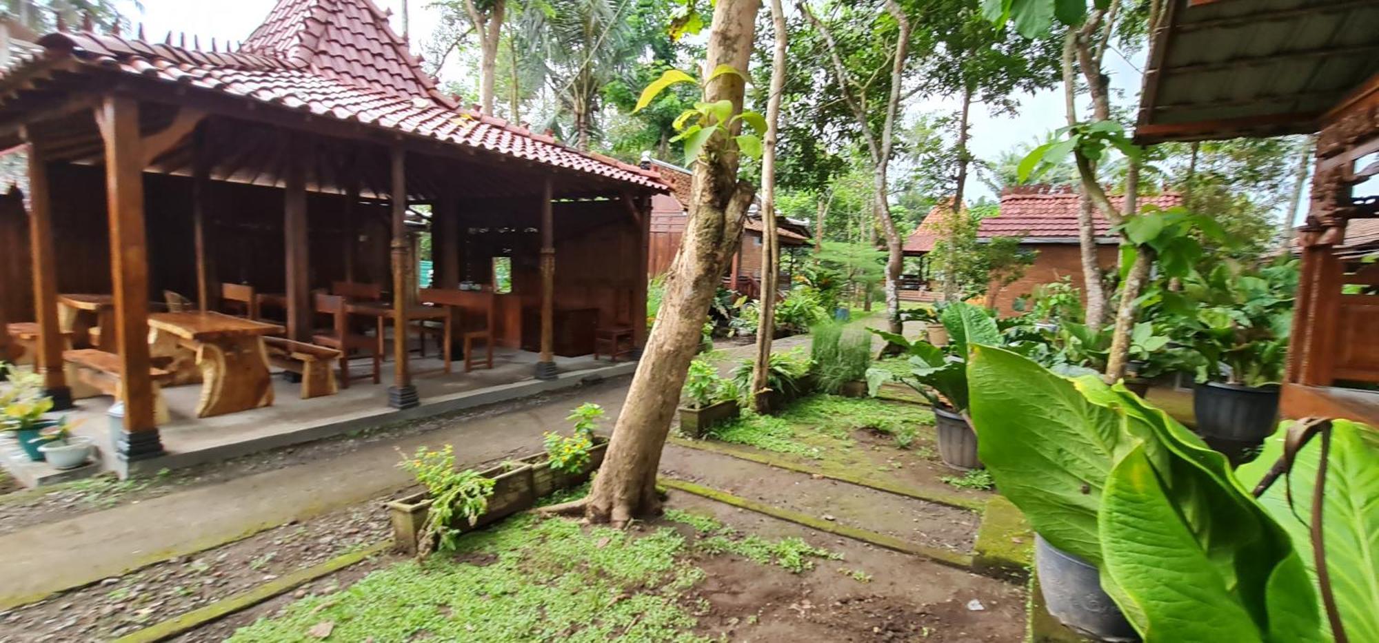 Anugrah Borobudur Magelang Zewnętrze zdjęcie
