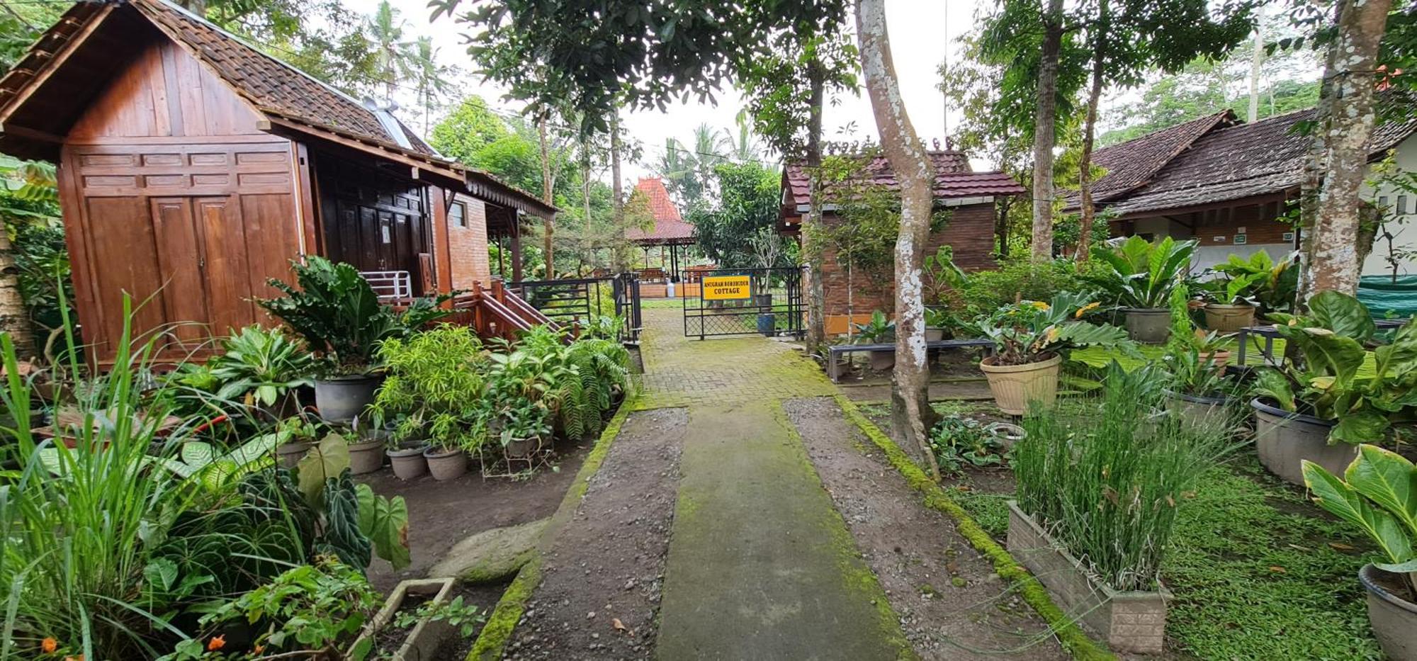 Anugrah Borobudur Magelang Zewnętrze zdjęcie